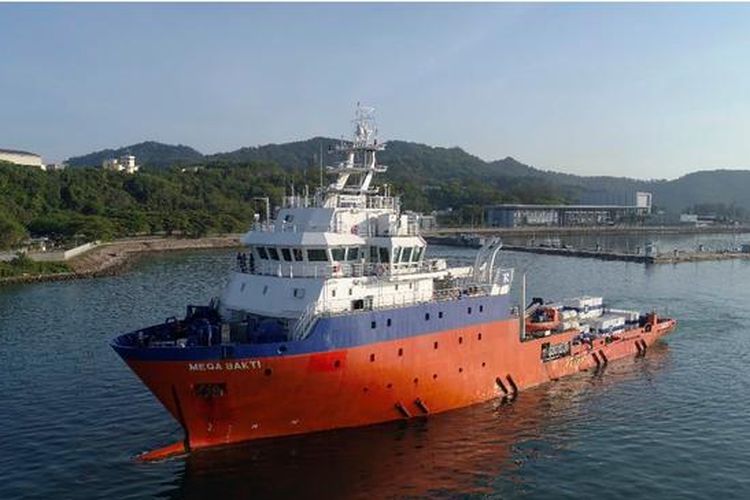 Kapal penyelamat Malaysia, MV Mega Bakti, dikerahkan untuk membantu pencarian KRI Nanggala-402