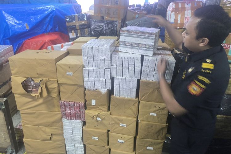 Purbaya Siapkan Legalisasi Rokok Ilegal, Target Jalan Mei 2026