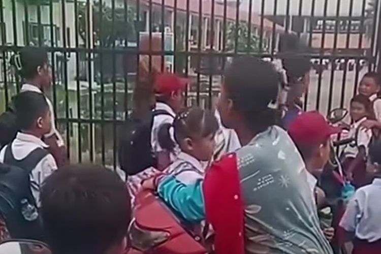 Viral Orangtua Protes Anaknya Ditahan di Luar Sekolah karena Terlambat, Kepsek SDN 060951 Medan Angkat Bicara