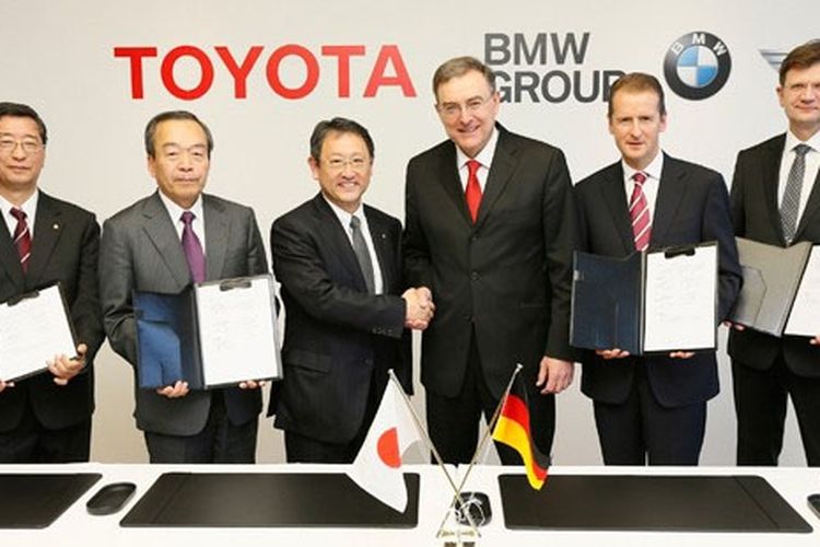Toyota dan BMW menjalin kerjasama untuk pengembangan teknologi hingga 2020.