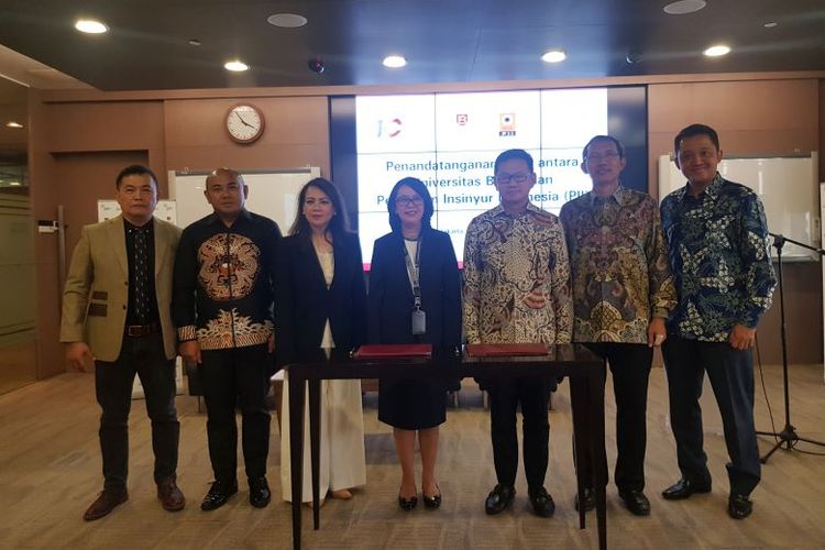 Penandatanganan Nota Kesepahaman (MoU) antara Universitas Bakrie (UB) dan Persatuan Insinyur Indonesia (PII), di Ruang Nusantara Bakrie Tower, Epicentrum, Selasa (2/2/2020).