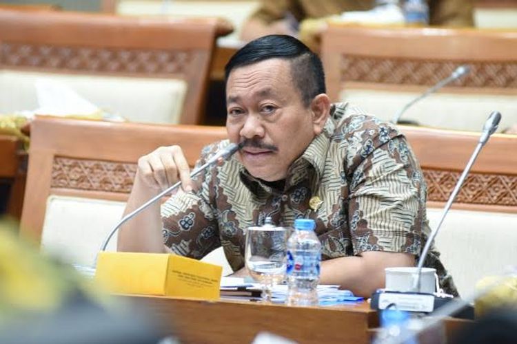 Anggota Komisi VII DPR RI, Sartono Suharno menyatakan bahwa  polusi udara yang semakin memburuk sudah menyebar di berbagai wilayah di Indonesia dan Pemerintah harus melakukan penanganan sesuai dengan kondisi udara di setiap daerah. 