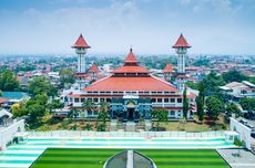 5 Tempat Makan Sekitar Alun-alun Cianjur, Ada Bubur Ayam hingga Es Duren