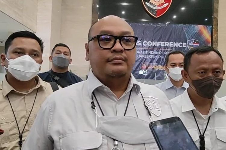 Kepala Sub-Direktorat I Dittipidsiber Bareskrim Polri Kombes Reinhard Hutagaol di Lobi Bareskrim, Mabes Polri, Jakarta, Rabu (23/11/2022).