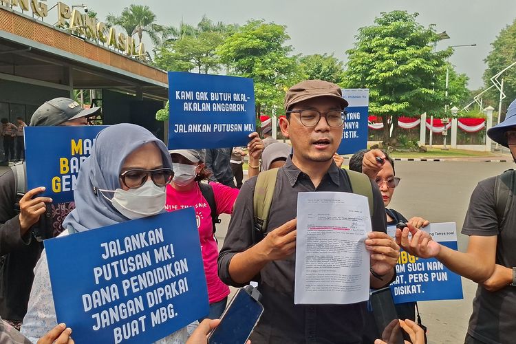 Serahkan Surat ke DPR, Koalisi Masyarakat Sipil Desak Pemisahan Anggaran MBG dari Pos Pendidikan