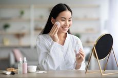 Lebih Baik Cleansing Oil atau Micellar Water untuk Bersihkan Kulit Wajah? Ini Penjelasan Dokter