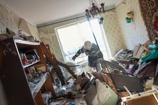 FOTO: Serangan Udara Rusia di Kharkiv Ukraina Tewaskan Warga dan Hancurkan Rumah