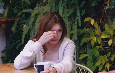 Biasa Terlihat Ceria, Livy Renata Mendadak Menangis Saat Bicara ...