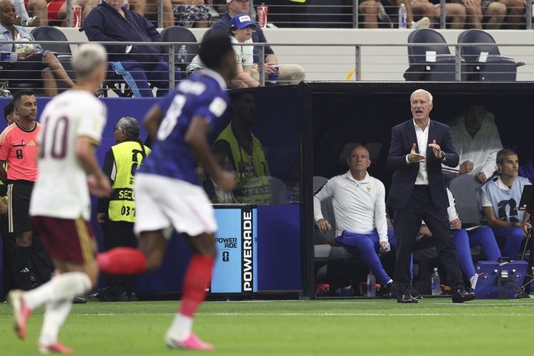 Perancis Kalah dari Spanyol, Olivier Giroud: Didier Deschamps Pelatih Hebat