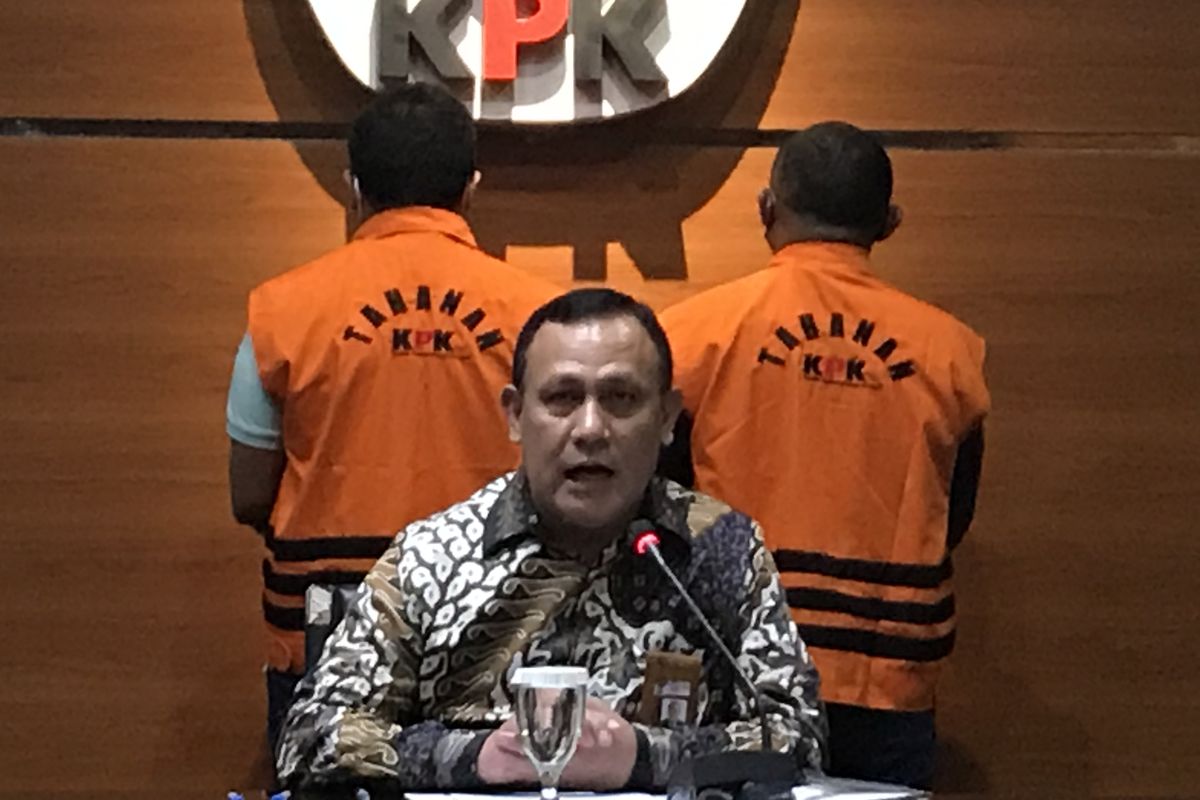 Konferensi pers penetapan tersangka suap di Tanjungbalai, Kamis (22/4/2021).