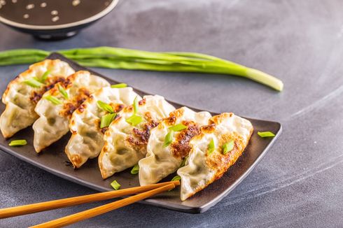 Resep Gyoza Kulit Pangsit, Ide Camilan di Akhir Pekan 