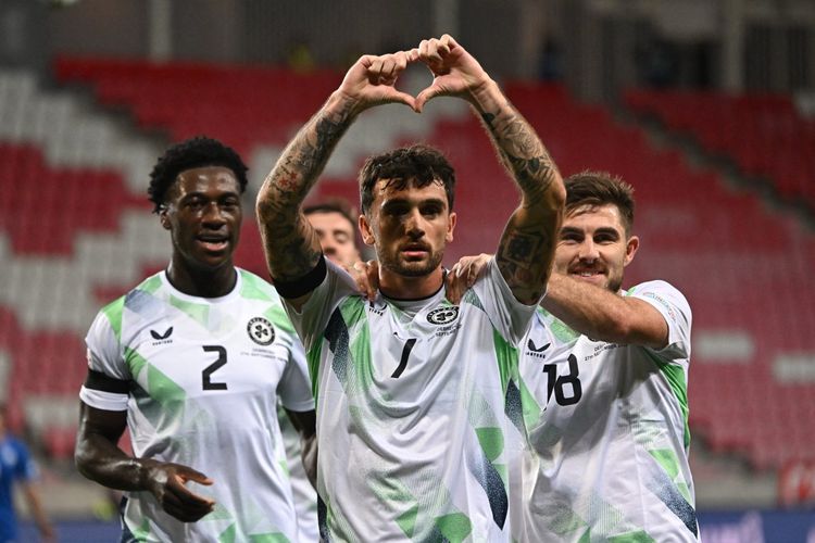 Tanpa Jabat Tangan dan Cendera Mata, Irlandia Hajar Israel 3-0