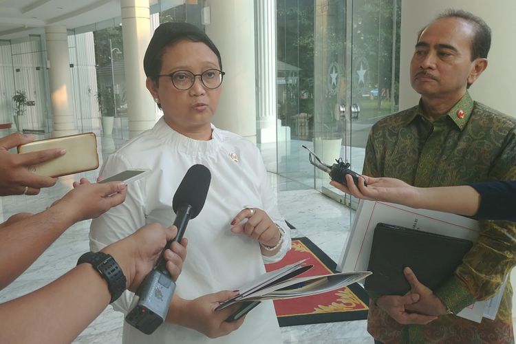 Menteri Luar Negeri Retno Marsudi di Kantor Wakil Presiden, Jakarta, Senin (17/7/2017).