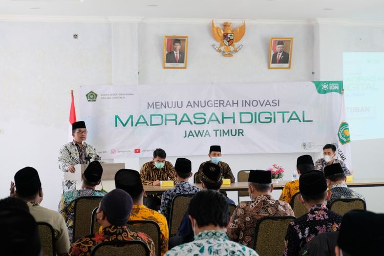 Kanwil Kementerian Agama Provinsi Jawa Timur dan 9 Kantor Kementerian Agama Kota/Kabupaten terus mendorong madrasah melalukan percepatan digitalisasi. Salah satu strategi dilakukan melalui program Anugerah Inovasi Madrasah bersama Infradigital.