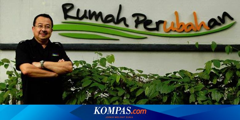 Di Rumah Perubahan Hidup Rhenald Terasa Lebih Tenang Halaman All Kompas Com