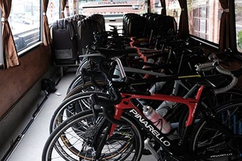 Bus Pariwisata Ini Punya Kabin Khusus Sepeda