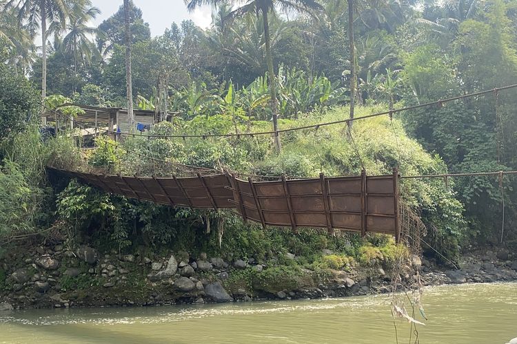 Jembatan Leuwidinding Sukabumi 7 Bulan Belum Diperbaiki, Pemkab: Masih Proses
