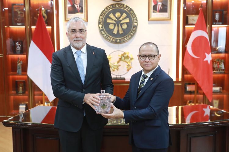 Menteri Mukhtarudin Terima Kunjungan Menteri Tenaga Kerja Turkiye, Bahas Penguatan Kerja Sama Pelindungan Pekerja Migran