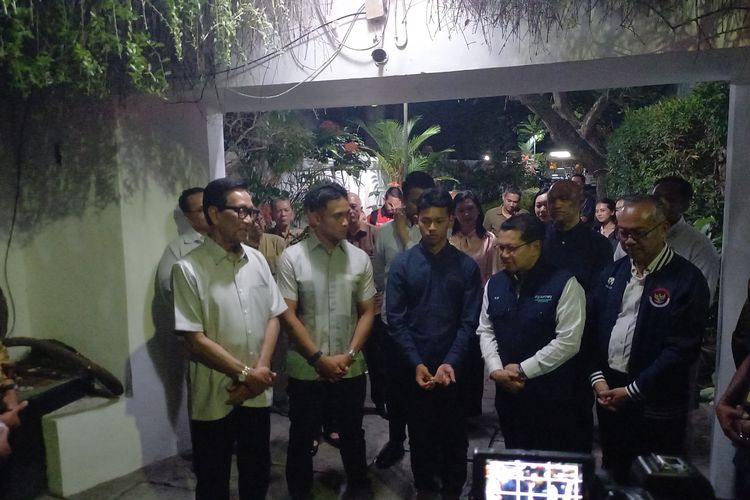 Sowan ke Sultan HB X, Mario Aji dan Veda Ega Dipesan untuk Jangan Banyak Mengeluh
