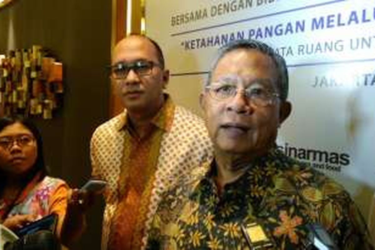 Menteri Koordinator Bidang Perekonomian Darmin Nasution dalam acara Rakornas Kadin di Hotel Pullman Jakarta, Senin (28/11/2016).