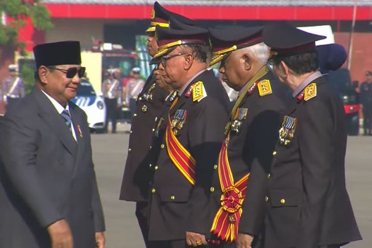 Mantan Ajudan Soekarno hingga Eks Ketua KPK Terima Pangkat Kehormatan dari Prabowo