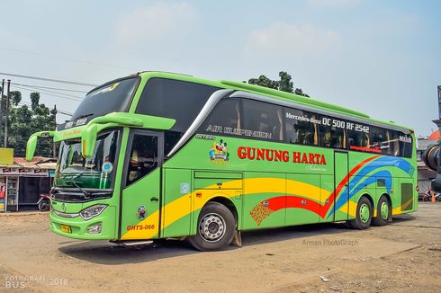 Bus Punya 6 Spion, Musuhnya Tetap Sepeda Motor