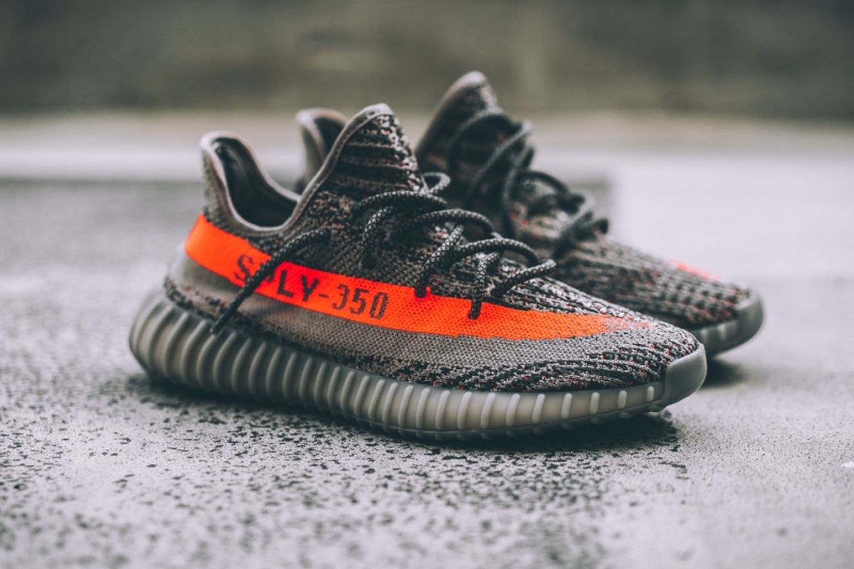 Yeezy 35 v2 deals black harga