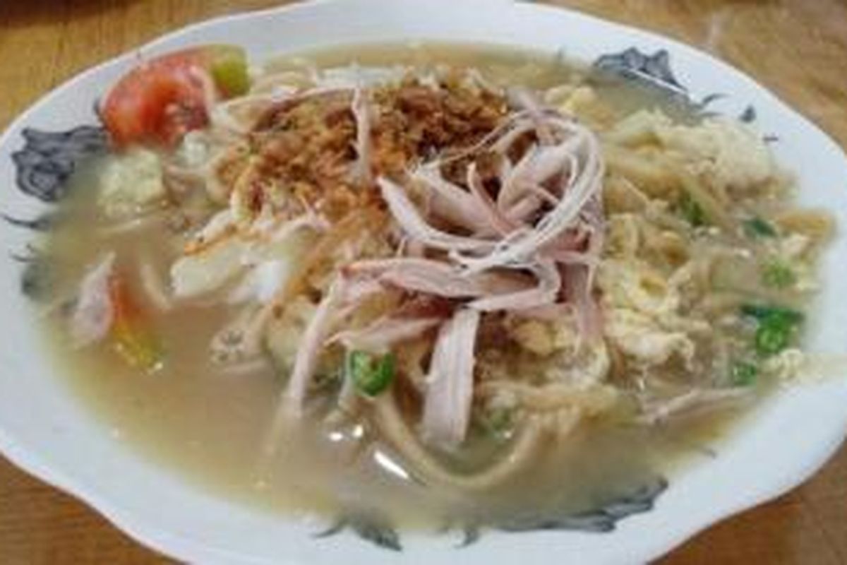 Lezatnya bakmi godhok di Bakmi Djowo Samiremen. 