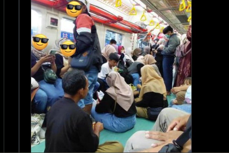 Ramai soal Unggahan Penumpang KRL Jogja-Solo Duduk di Lantai, Bagaimana Aturannya?
