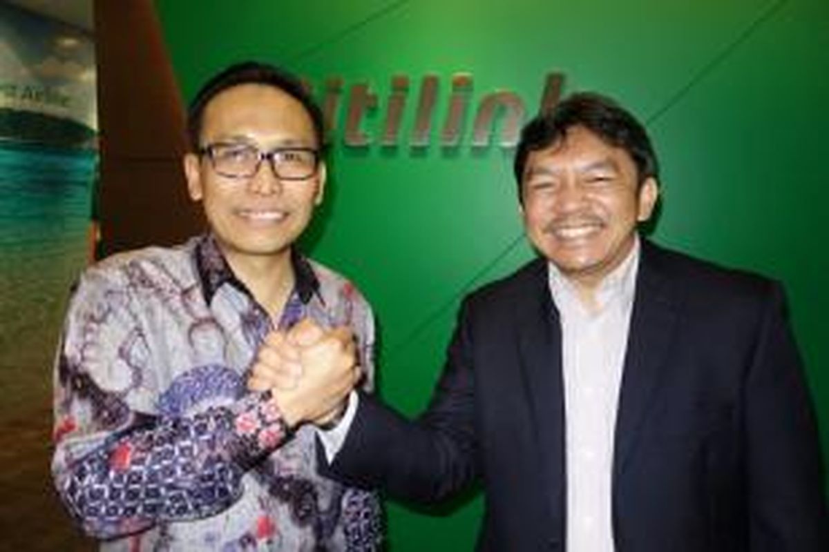 CEO Garuda Arif Wibowo (Kiri) dan CEO Citilink Albert Burhan (kanan)