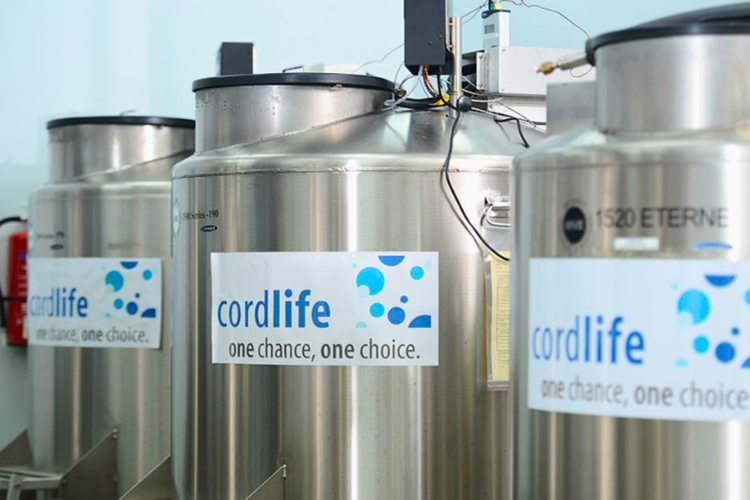 Fasilitas tabung kriogenik PT Cordlife Persada menjaga darah dan jaringan tali pusat tetap tersimpan aman sesuai standar internasional. 