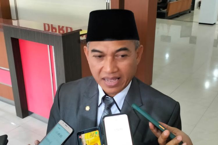 Sekretaris Daerah kabupaten Lumajang Agus Triyono di Kantor DPRD Lumajang, Senin (30/10/2023).