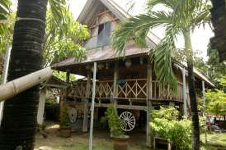 Rumah panggung di Kampung Bugis yang lolos eksekusi