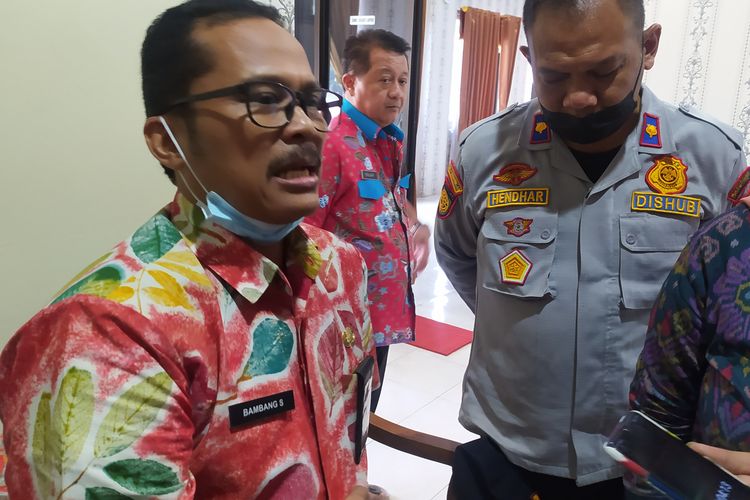 Kepala Seksi Tuna Susila dan Perdagangan Orang (Kasi TSPO) Dinas Sosial Kota Semarang Bambang Sumedi  saat ditemui di Kantor Satpol PP Kota Semarang. Selasa (6/9/2022)