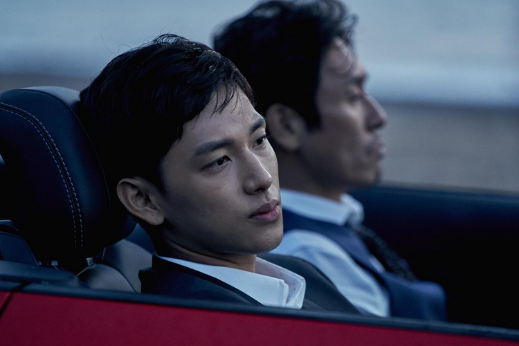 Sol Kyung-gu and Si-wan Yim in The Merciless (2017)