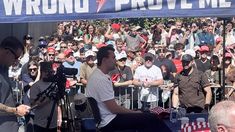 Charlie Kirk Kirim Pesan Terakhir ke Musuhnya Sebelum Tewas, Apa Isinya?