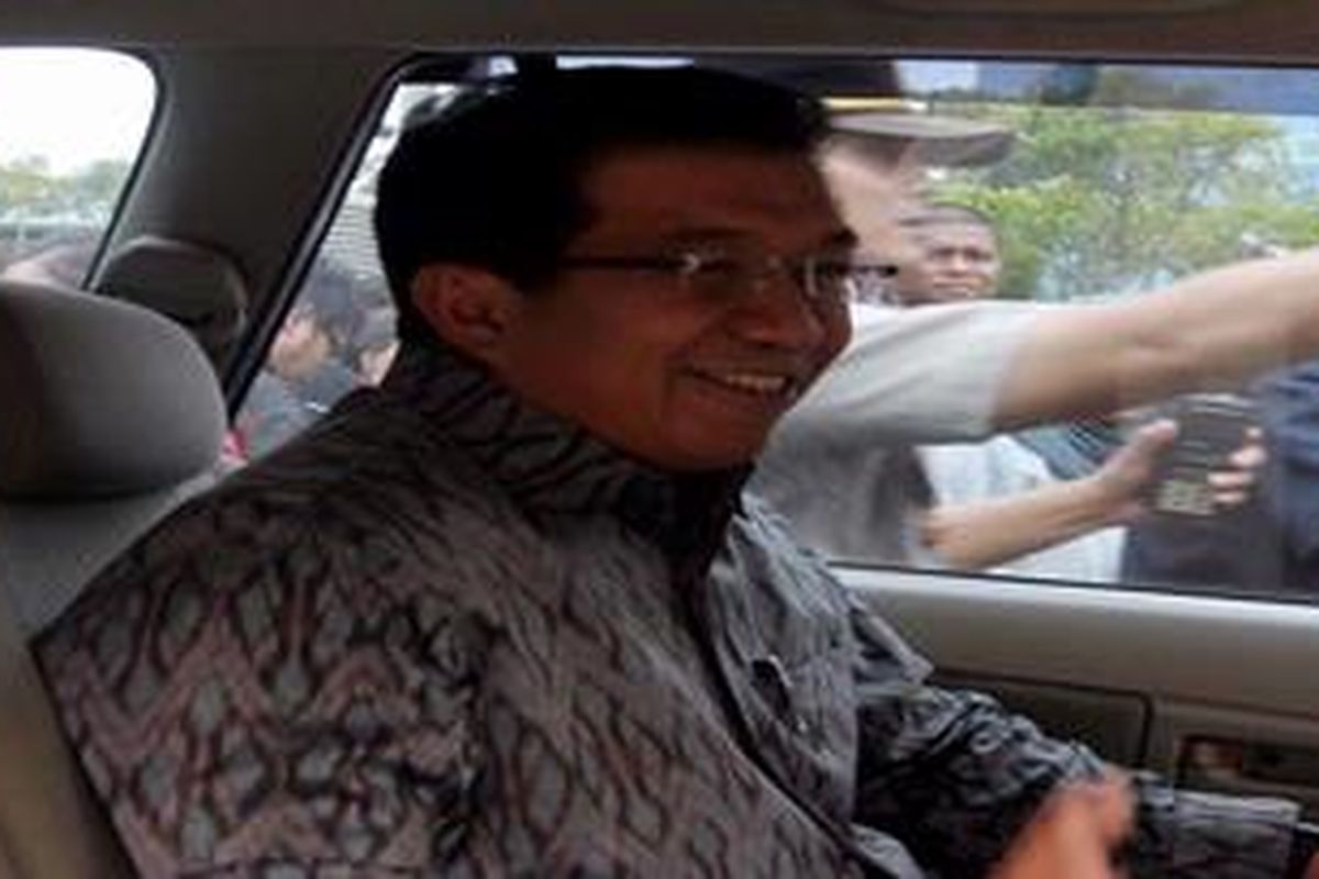 Ketua Dewan Komisioner Otoritas Jasa Keuangan (OJK) Muliaman Hadad. 
