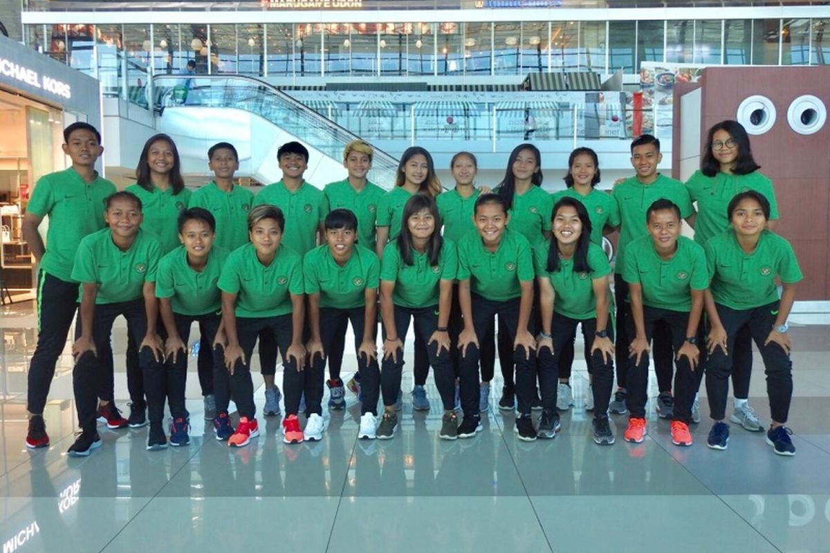 Timnas sepak bola putri Indonesia.