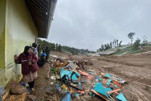 Longsor Cisarua Bandung Barat: 5 Jenazah Ditemukan, 89 Warga Diduga Masih Tertimbun