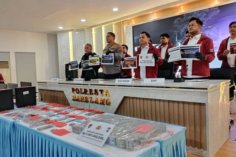 Rumah Mewah di Batam Disulap Jadi Markas Judi Online, Omset Rp 10 Miliar per Bulan