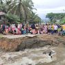 Jalan Penghubung Dua Desa di Riau Ambles, Aktivitas Warga Terhambat