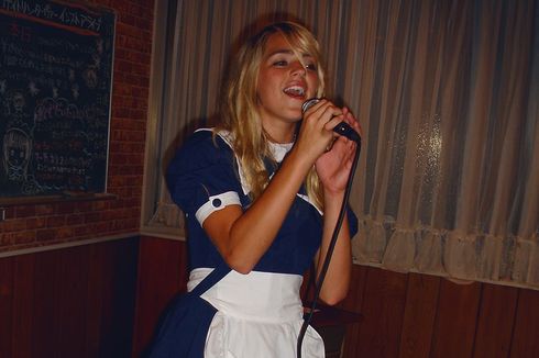 Lirik Lagu Japanese Cafe, Singel Baru dari Katelyn Tarver