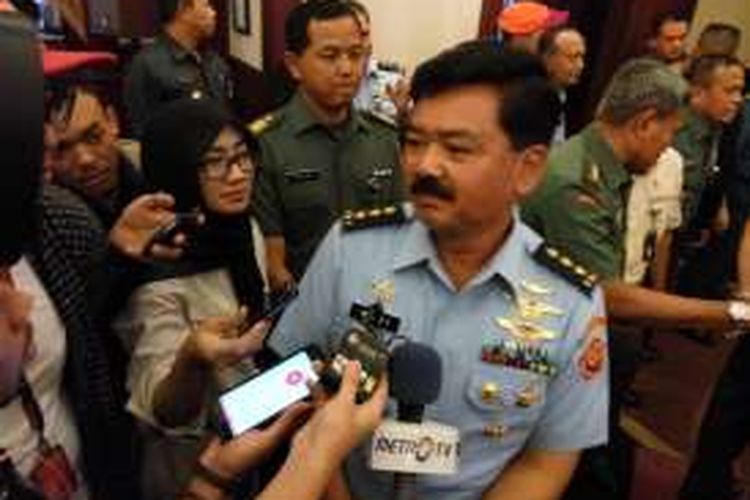 Inspektur Jenderal Kementerian Pertahanan (Irjen Kemhan) Marsdya Hadi Tjahjanto saat ditemui di Kementerian Pertahanan, Jakarta, Kamis (12/1/2017).