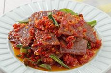 Resep Daging Balado Daun Jeruk, Ide Stok Bekal Makanan 