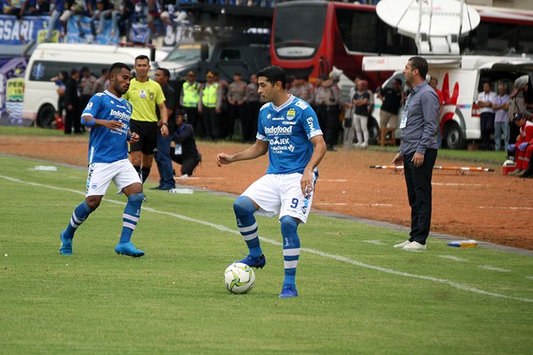 Pemain Persib Bandung, Esteban Vizcarra. 