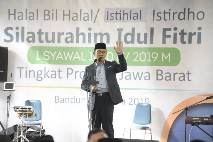 Gubernur Jawa Barat Ridwan Kamil saat berpidato dalam kegiatan halalbihalal bersama kepala daerah di Gedung Sate, Jalan Diponegoro, Selasa (11/6/2019).