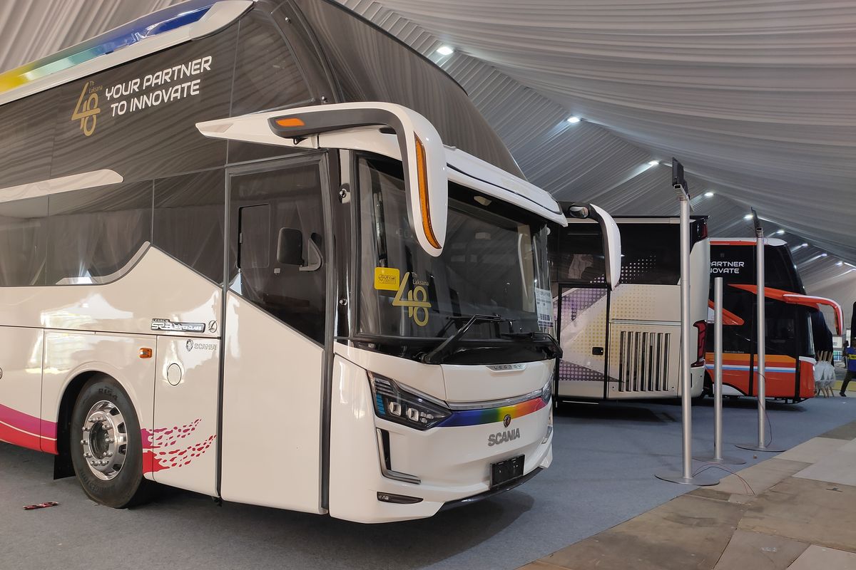 Persiapan Karoseri Laksana di GIIAS 2025