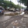 Jalan Gusti Ngurah Rai Bekasi Rusak Parah