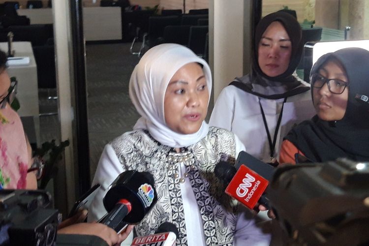 Menteri Ketenagakerjaan Ida Fauziyah di Kementerian Koordinator Bidang Perekonomian, Jakarta, Senin (3/2/2020).