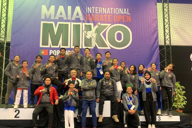 Pelajar Indonesia berhasil raih juara umum di ajang Maia International Karate Open (MIKO) pada 2-3 Desember 2023 di Maia, Portugal